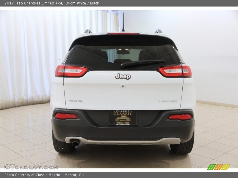 Bright White / Black 2017 Jeep Cherokee Limited 4x4