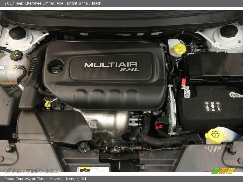 Bright White / Black 2017 Jeep Cherokee Limited 4x4