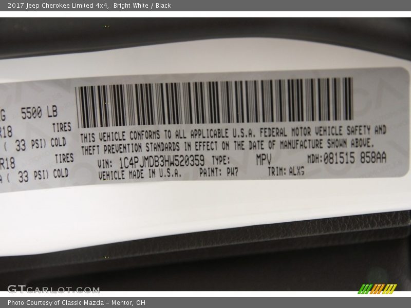 Bright White / Black 2017 Jeep Cherokee Limited 4x4