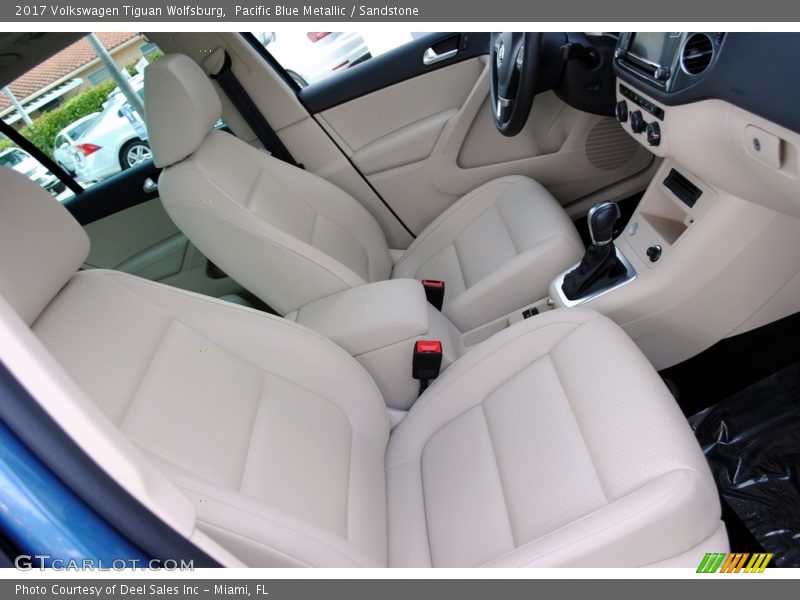Pacific Blue Metallic / Sandstone 2017 Volkswagen Tiguan Wolfsburg