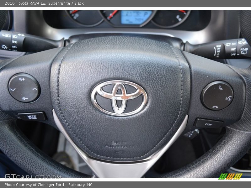Super White / Black 2016 Toyota RAV4 LE