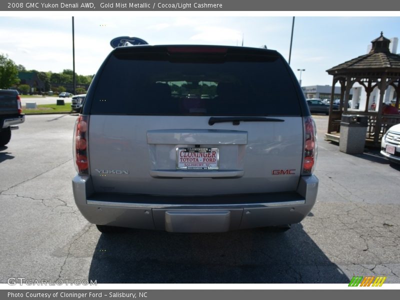 Gold Mist Metallic / Cocoa/Light Cashmere 2008 GMC Yukon Denali AWD