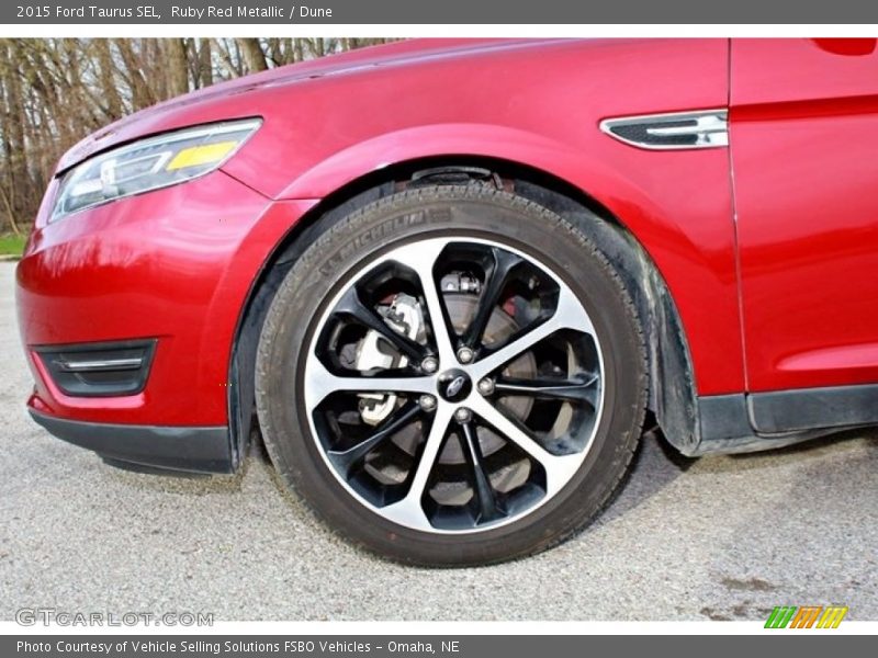 Ruby Red Metallic / Dune 2015 Ford Taurus SEL