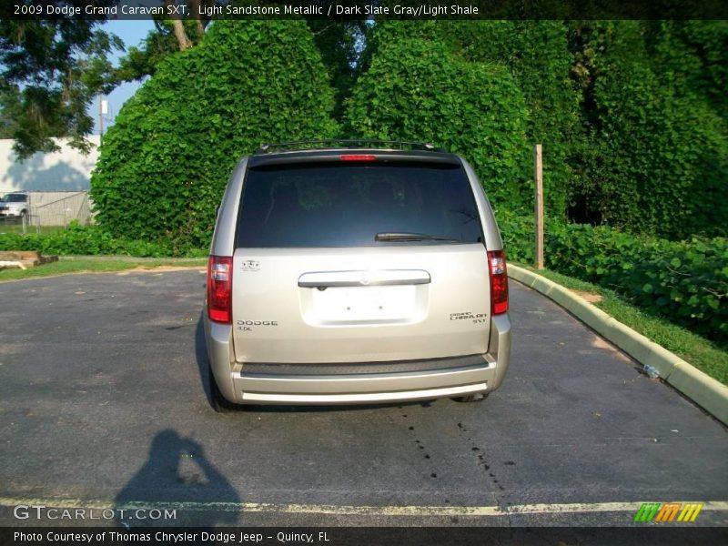 Light Sandstone Metallic / Dark Slate Gray/Light Shale 2009 Dodge Grand Caravan SXT