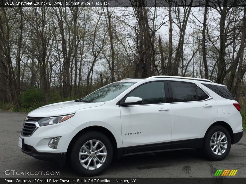 Front 3/4 View of 2018 Equinox LT AWD