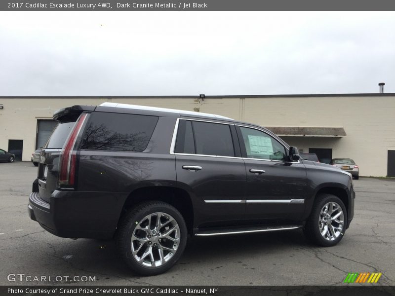 Dark Granite Metallic / Jet Black 2017 Cadillac Escalade Luxury 4WD