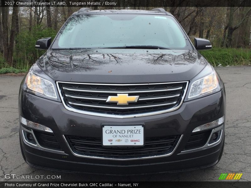Tungsten Metallic / Ebony 2017 Chevrolet Traverse LT AWD