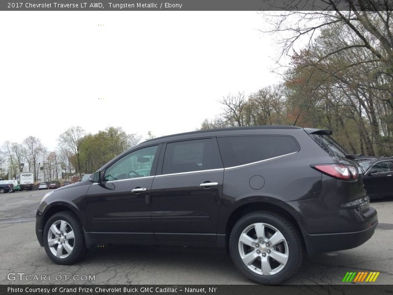 Tungsten Metallic / Ebony 2017 Chevrolet Traverse LT AWD