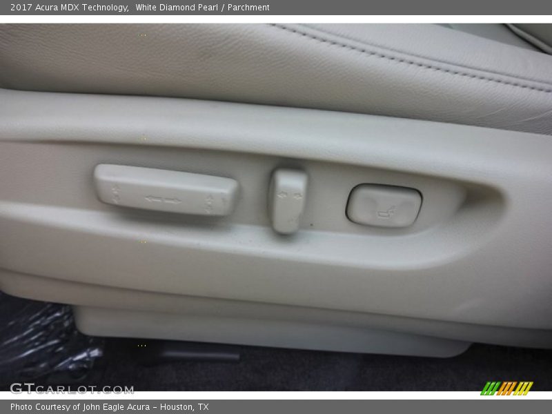 White Diamond Pearl / Parchment 2017 Acura MDX Technology
