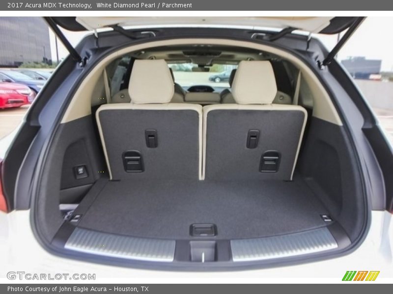 White Diamond Pearl / Parchment 2017 Acura MDX Technology