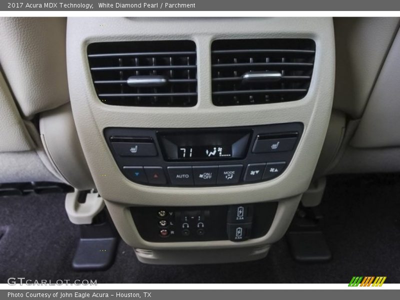 White Diamond Pearl / Parchment 2017 Acura MDX Technology