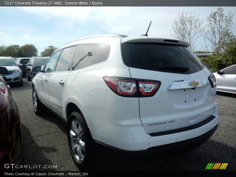 Summit White / Ebony 2017 Chevrolet Traverse LT AWD