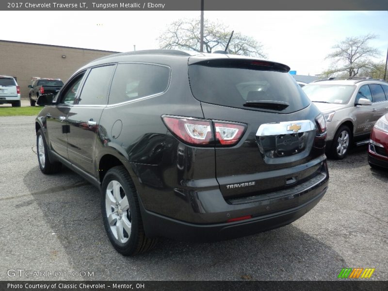 Tungsten Metallic / Ebony 2017 Chevrolet Traverse LT