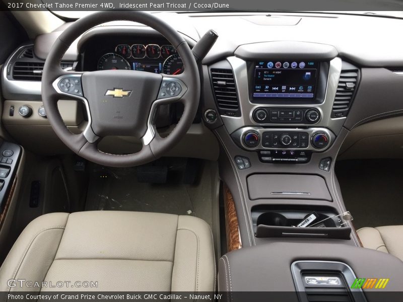Iridescent Pearl Tricoat / Cocoa/Dune 2017 Chevrolet Tahoe Premier 4WD