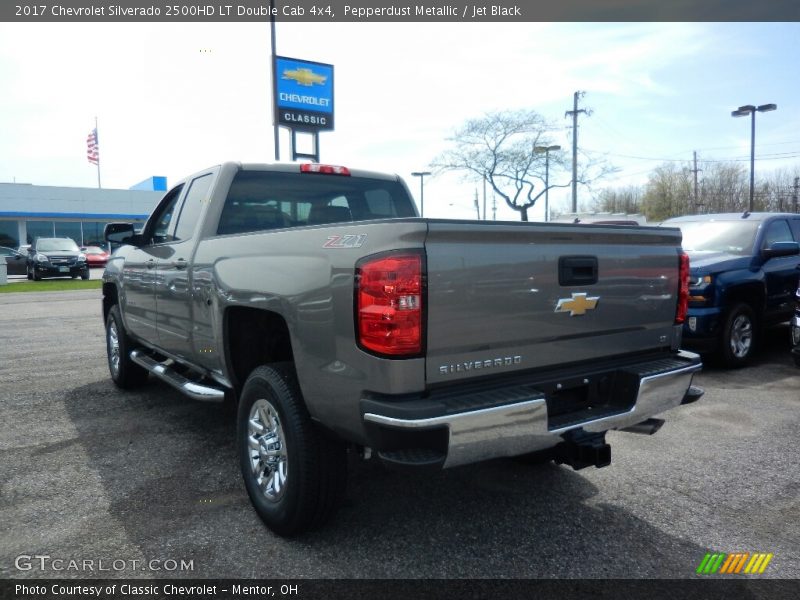 Pepperdust Metallic / Jet Black 2017 Chevrolet Silverado 2500HD LT Double Cab 4x4