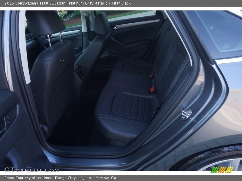 Platinum Gray Metallic / Titan Black 2015 Volkswagen Passat SE Sedan