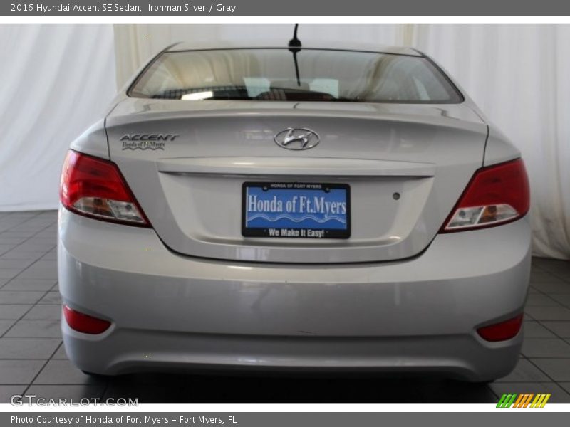 Ironman Silver / Gray 2016 Hyundai Accent SE Sedan