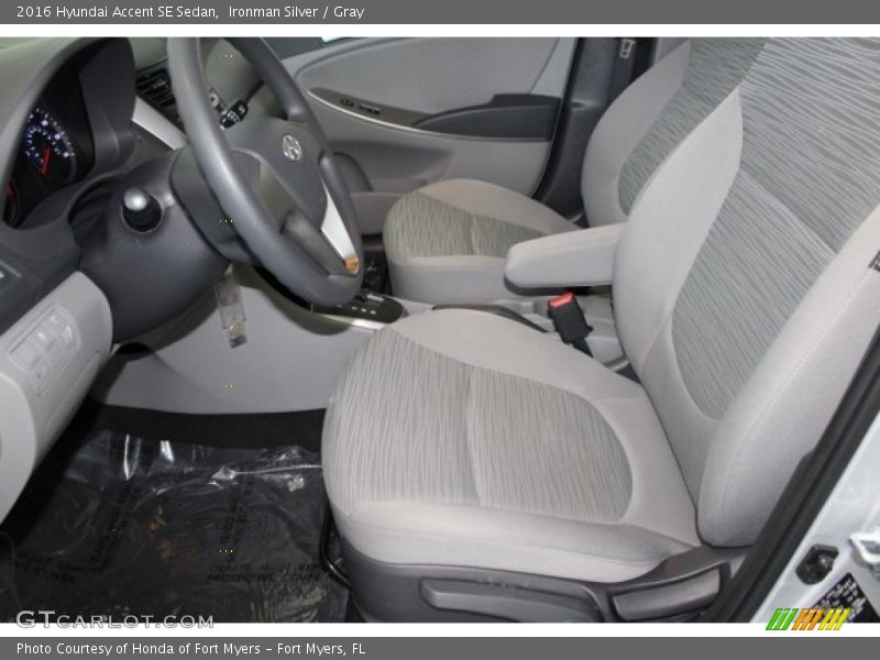 Ironman Silver / Gray 2016 Hyundai Accent SE Sedan