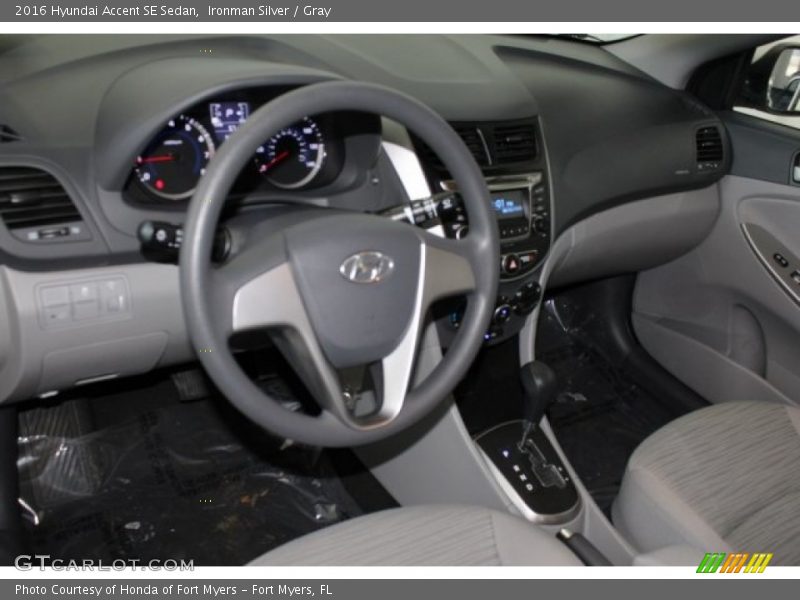 Ironman Silver / Gray 2016 Hyundai Accent SE Sedan