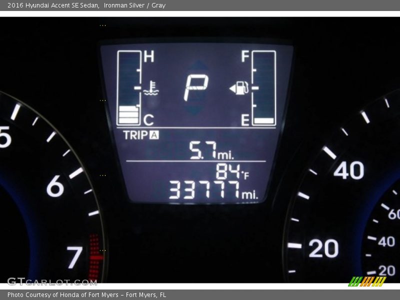 Ironman Silver / Gray 2016 Hyundai Accent SE Sedan