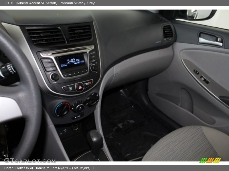 Ironman Silver / Gray 2016 Hyundai Accent SE Sedan