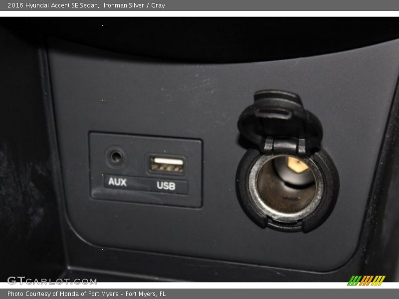 Ironman Silver / Gray 2016 Hyundai Accent SE Sedan