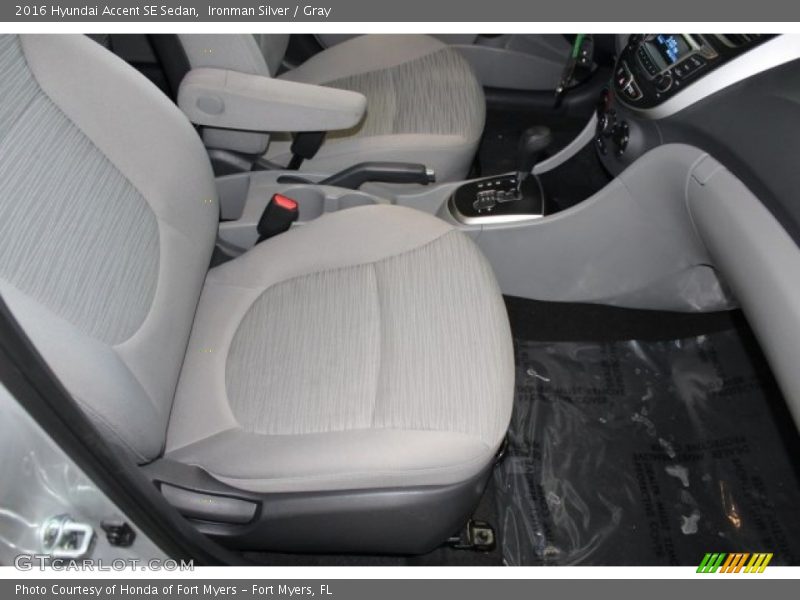 Ironman Silver / Gray 2016 Hyundai Accent SE Sedan