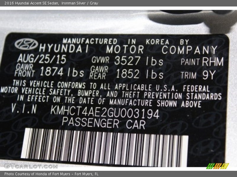 Ironman Silver / Gray 2016 Hyundai Accent SE Sedan