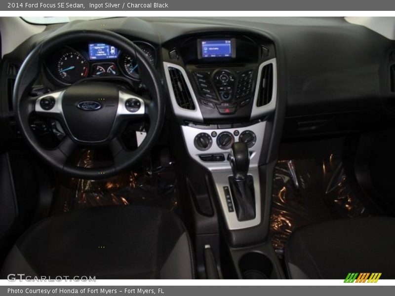 Ingot Silver / Charcoal Black 2014 Ford Focus SE Sedan