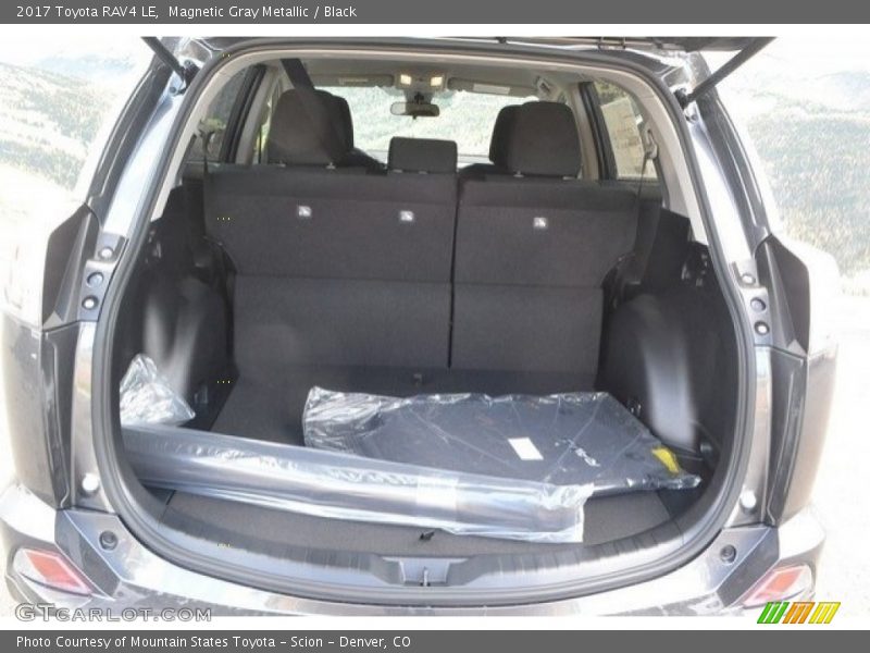 Magnetic Gray Metallic / Black 2017 Toyota RAV4 LE