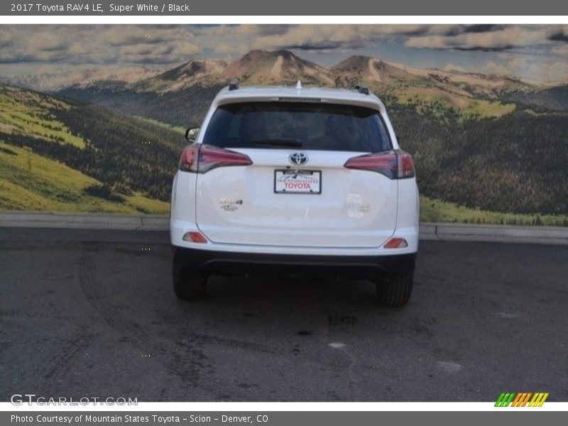 Super White / Black 2017 Toyota RAV4 LE