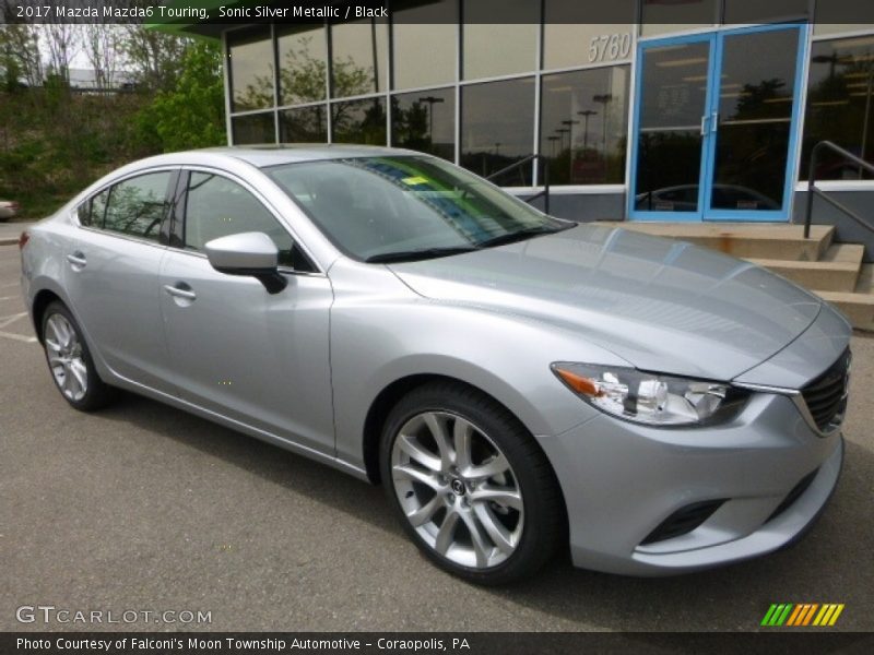 Front 3/4 View of 2017 Mazda6 Touring