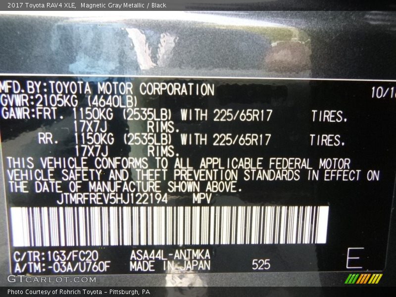 Magnetic Gray Metallic / Black 2017 Toyota RAV4 XLE