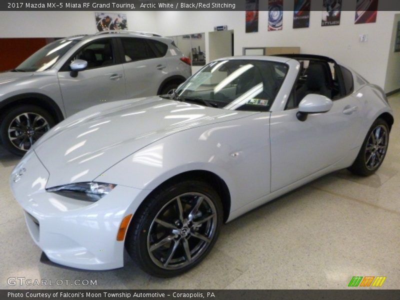 Front 3/4 View of 2017 MX-5 Miata RF Grand Touring