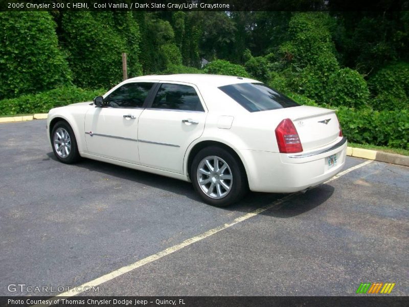 Cool Vanilla / Dark Slate Gray/Light Graystone 2006 Chrysler 300 C HEMI
