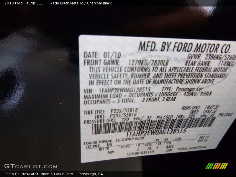 Tuxedo Black Metallic / Charcoal Black 2010 Ford Taurus SEL