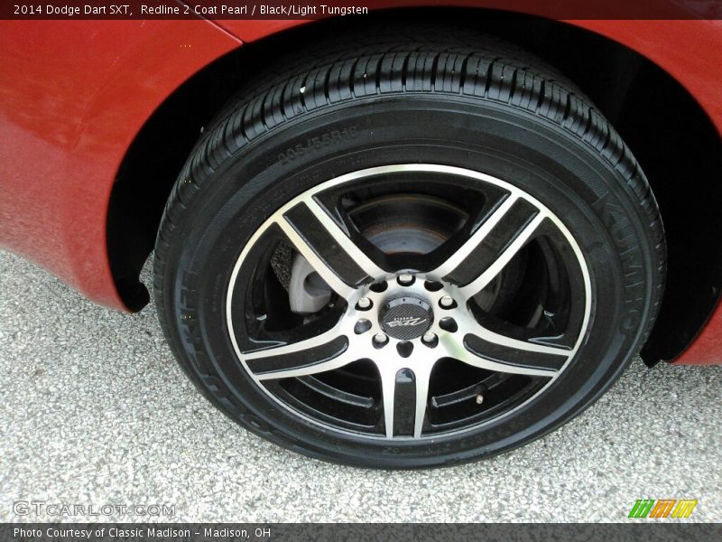 Redline 2 Coat Pearl / Black/Light Tungsten 2014 Dodge Dart SXT