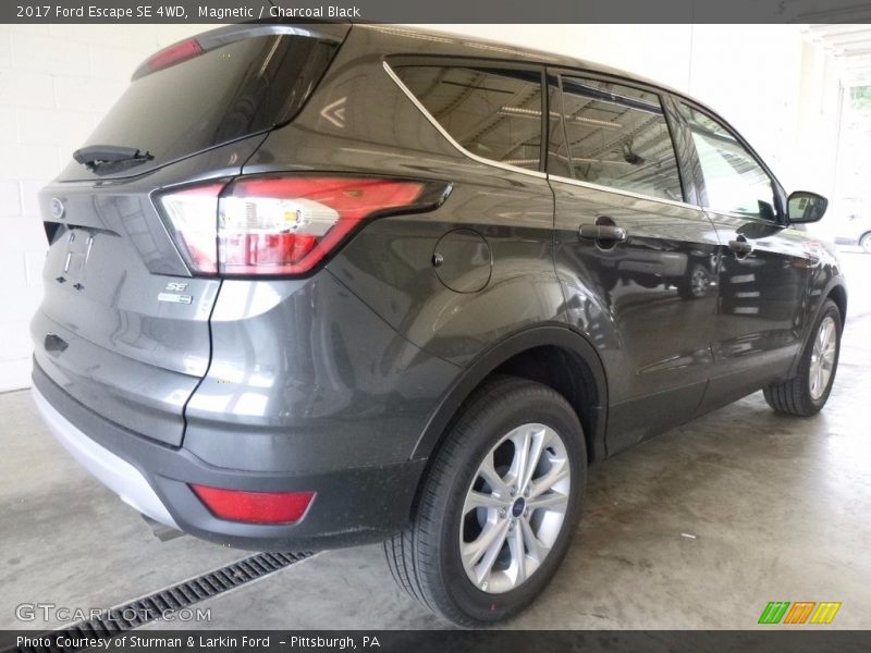 Magnetic / Charcoal Black 2017 Ford Escape SE 4WD