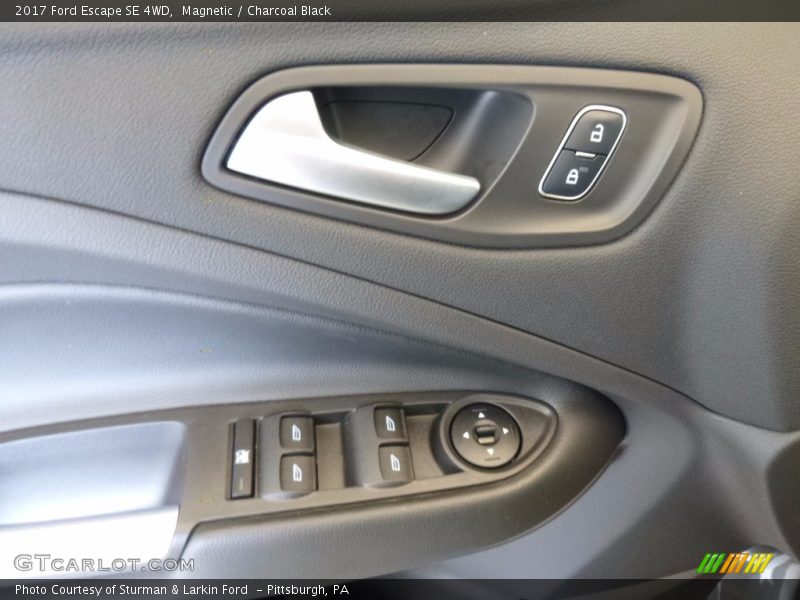 Magnetic / Charcoal Black 2017 Ford Escape SE 4WD