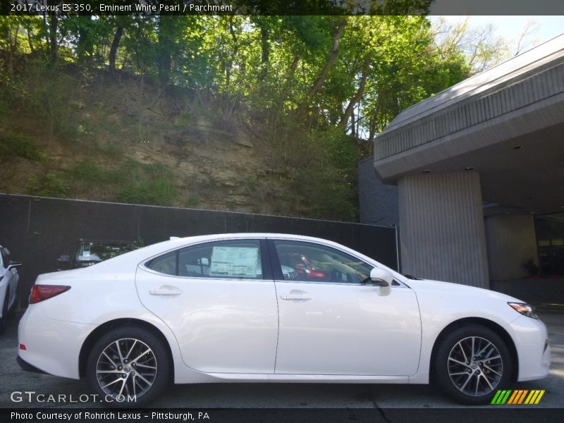 Eminent White Pearl / Parchment 2017 Lexus ES 350