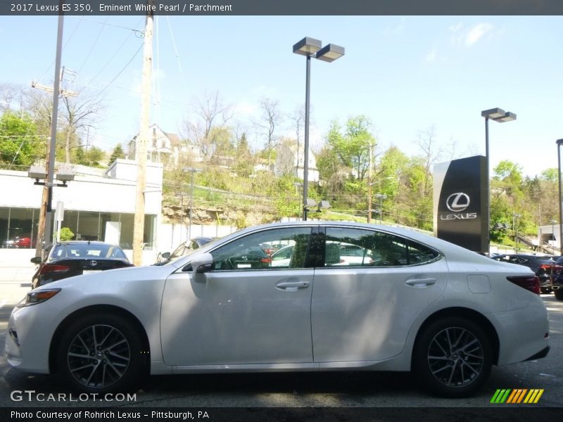 Eminent White Pearl / Parchment 2017 Lexus ES 350