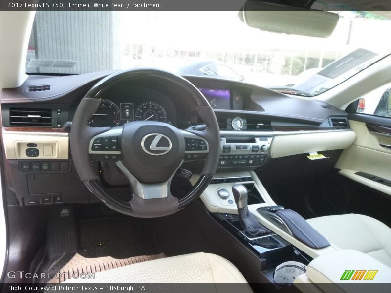 Eminent White Pearl / Parchment 2017 Lexus ES 350
