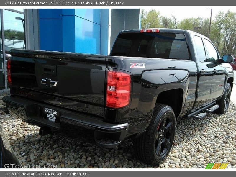 Black / Jet Black 2017 Chevrolet Silverado 1500 LT Double Cab 4x4