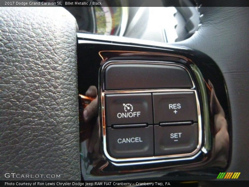 Billet Metallic / Black 2017 Dodge Grand Caravan SE