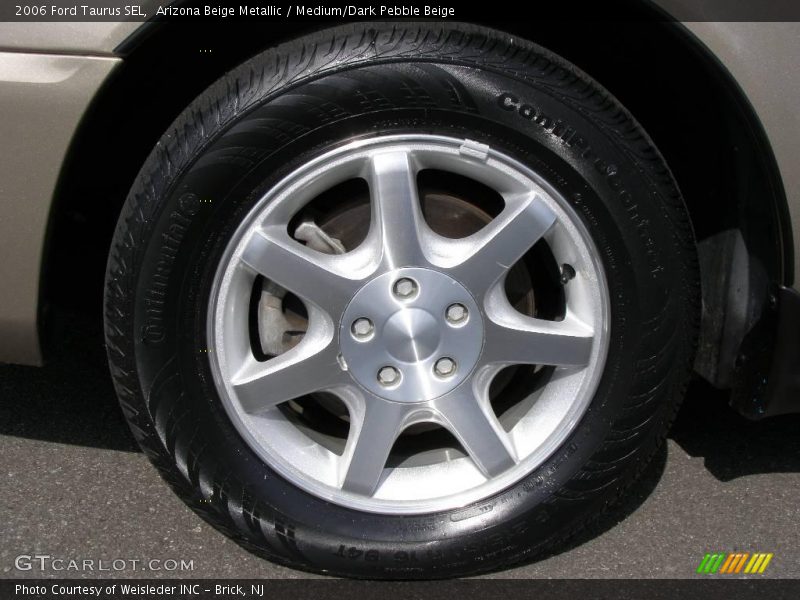 Arizona Beige Metallic / Medium/Dark Pebble Beige 2006 Ford Taurus SEL