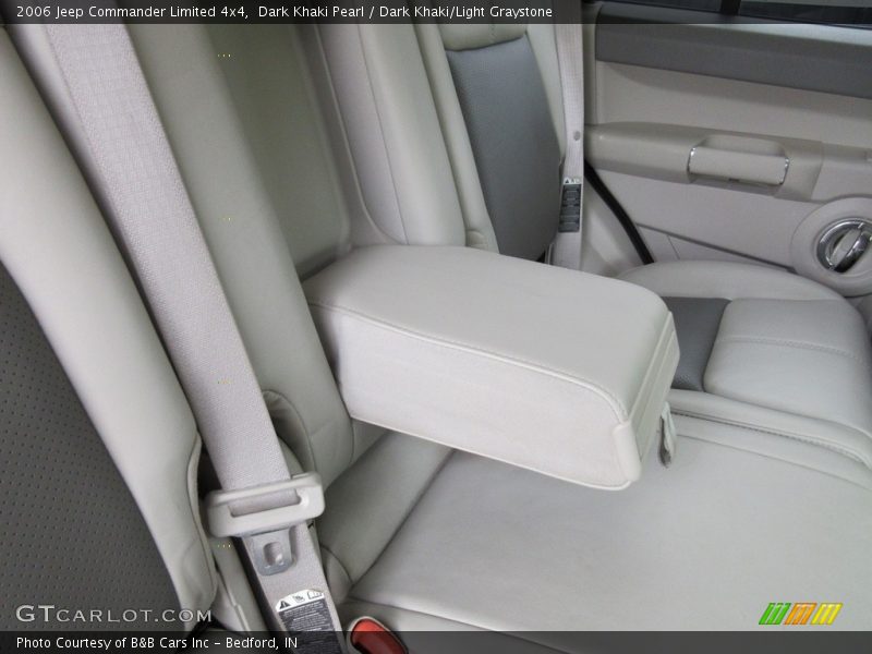Dark Khaki Pearl / Dark Khaki/Light Graystone 2006 Jeep Commander Limited 4x4