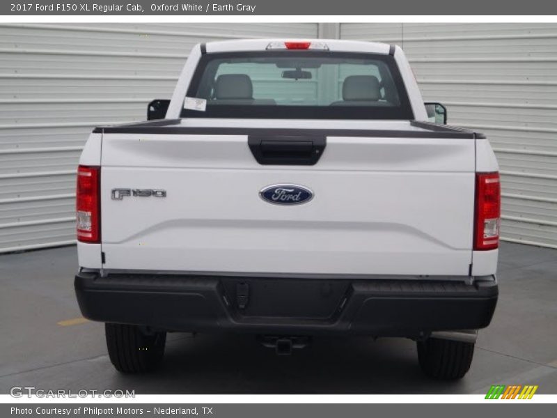 Oxford White / Earth Gray 2017 Ford F150 XL Regular Cab