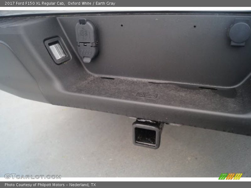 Oxford White / Earth Gray 2017 Ford F150 XL Regular Cab