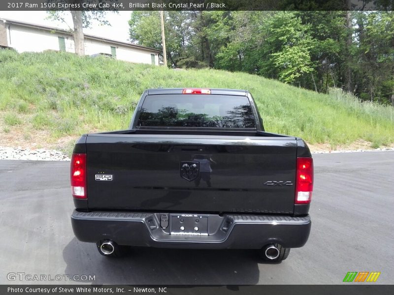 Brilliant Black Crystal Pearl / Black 2017 Ram 1500 Express Crew Cab 4x4