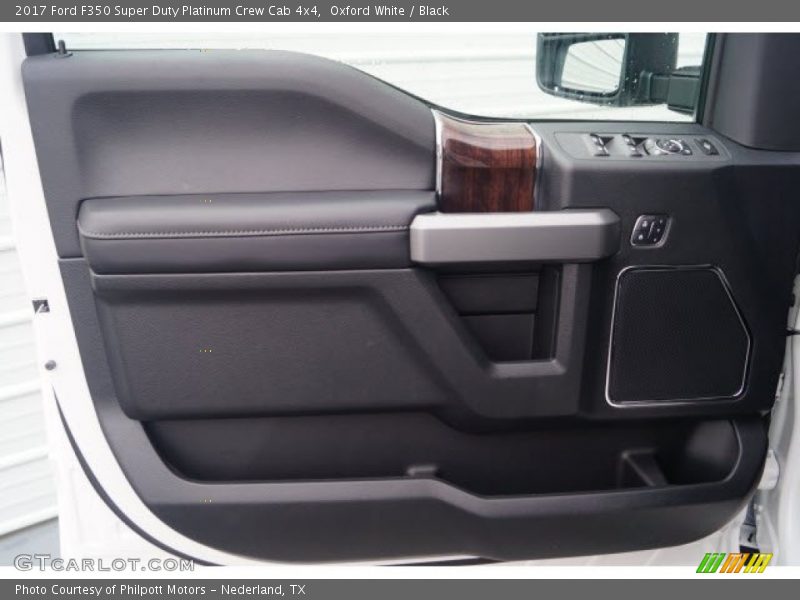 Oxford White / Black 2017 Ford F350 Super Duty Platinum Crew Cab 4x4